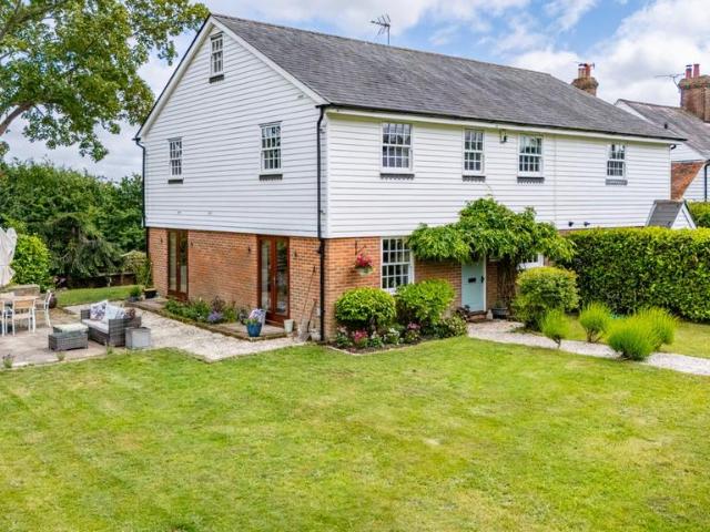 House for sale in Sandown Park, Kent