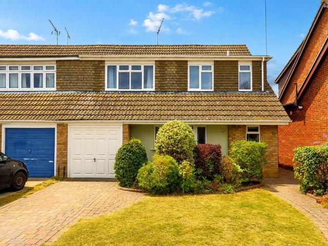 House for sale in Queens Park, Billericay