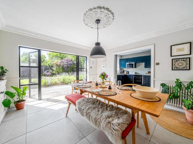 House for sale in Kingston Vale, Greater London