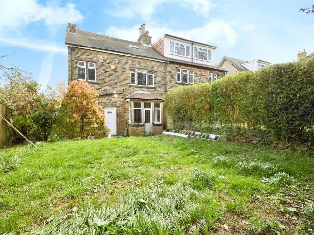 House for sale in Heaton Royds, Bradford