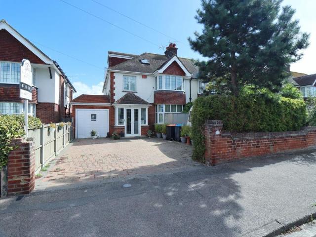 House for sale in Acol, Kent