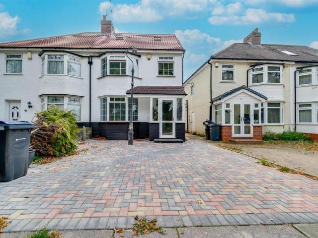 House for sale in Yardley Wood, West Midlands