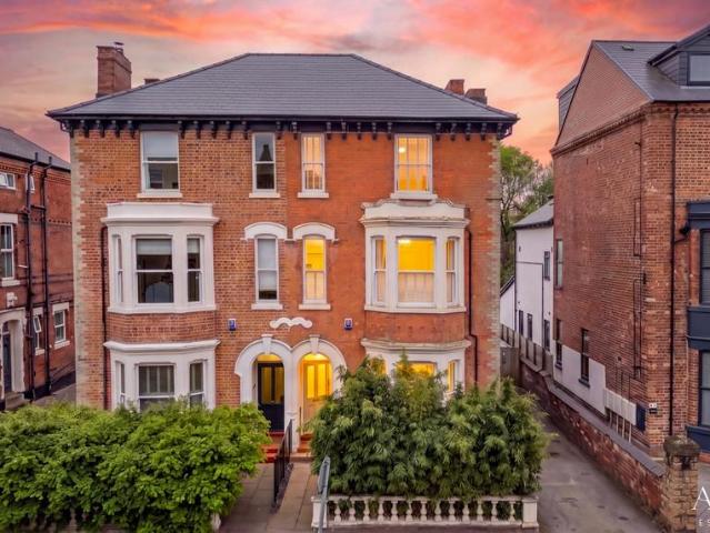 House for sale in Abbey Park, Barton In Fabis