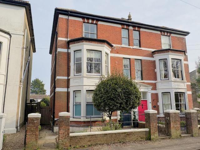 House for sale in Anglesey, Middlecroft