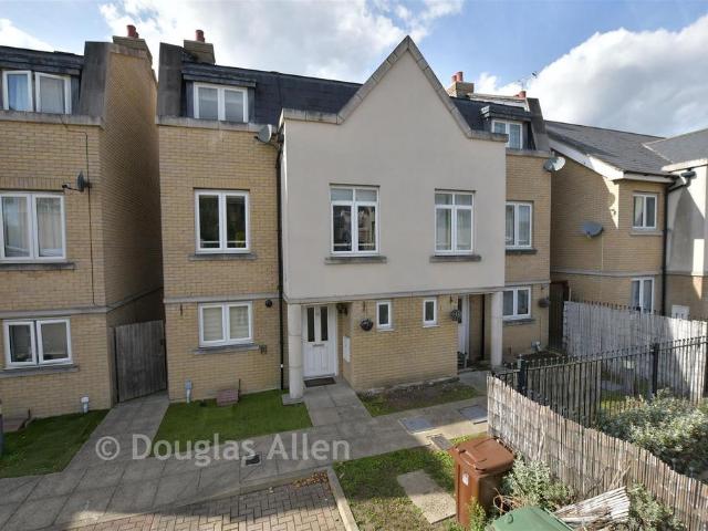 House for sale in Wickford