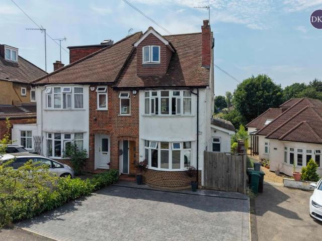 House for sale in Batchworth, Hertfordshire
