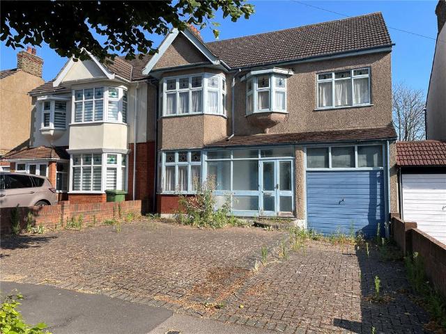 House for sale in Gidea Park, Greater London