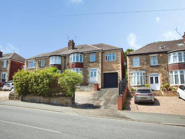 House for sale in Osgathorpe, South Yorkshire