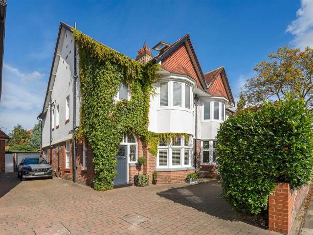 House for sale in Jesmond, Tyne And Wear