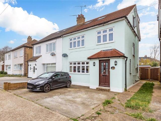 House for sale in Hornchurch, Greater London