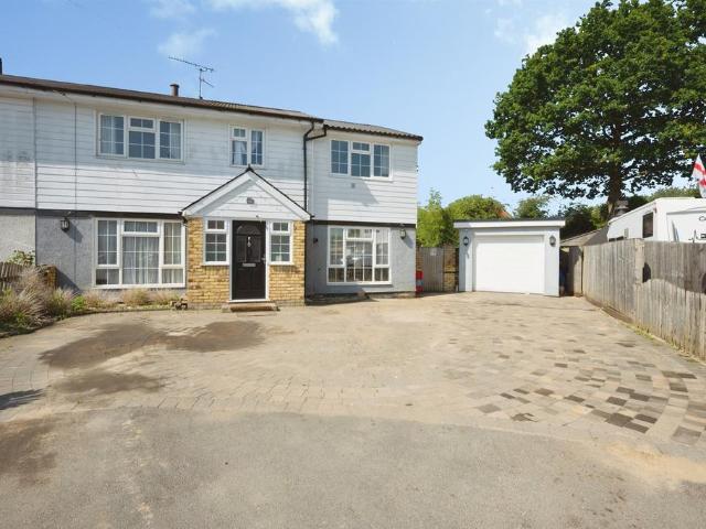 House for sale in Southcourt, Aylesbury