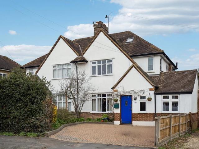 House for sale in Batchworth, Hertfordshire