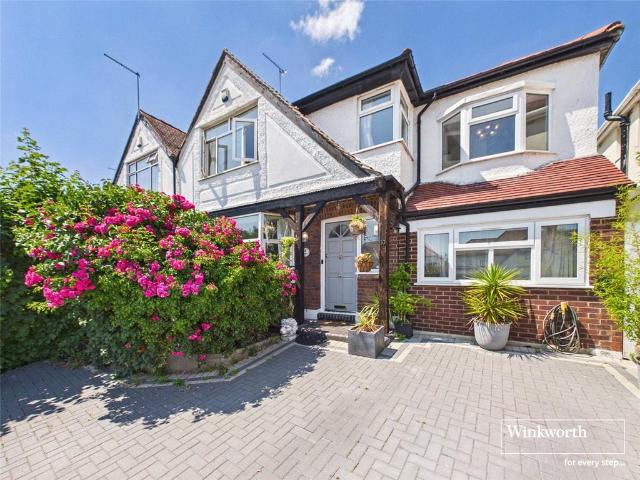 House for sale in Kingsbury, Greater London