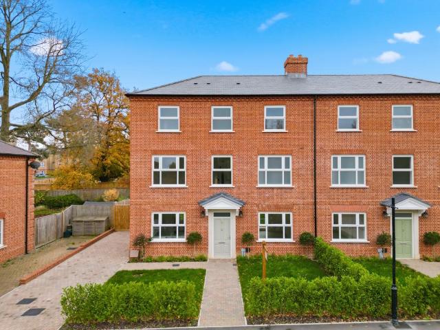 House for sale in London Borough of Enfield, Greater London