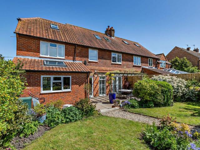 House for sale in Berrick Salome, Oxfordshire