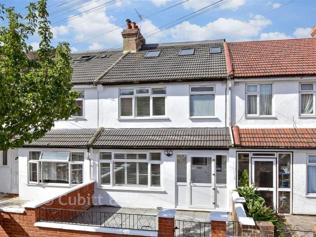 House for sale in London Borough of Croydon, Thornton Heath