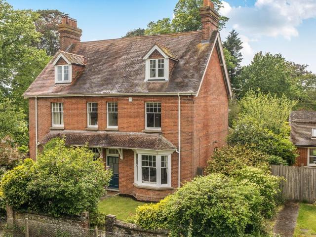 House for sale in Littlecote, West Sussex