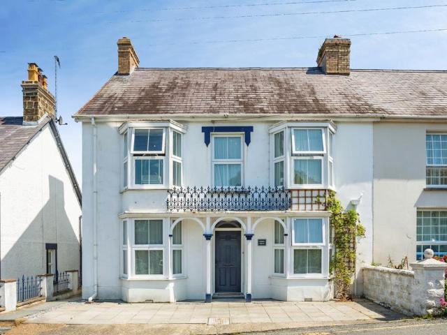 House for sale in Aberporth, Wales