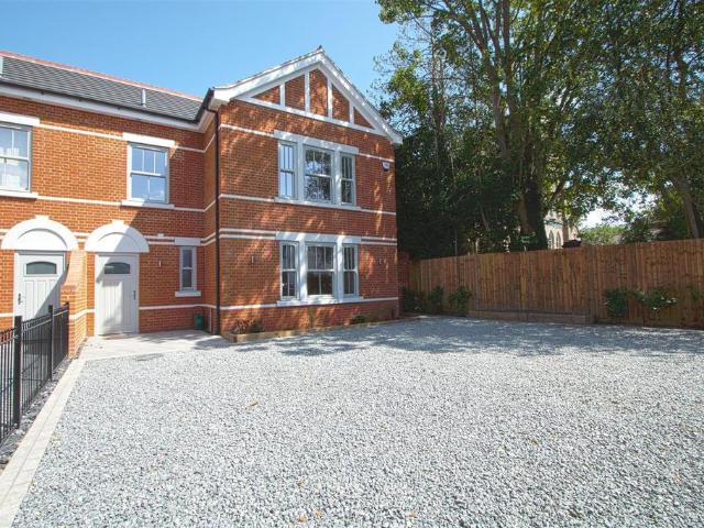 House for sale in Great Burstead, Billericay