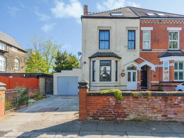 House for sale in Salford, Greater Manchester