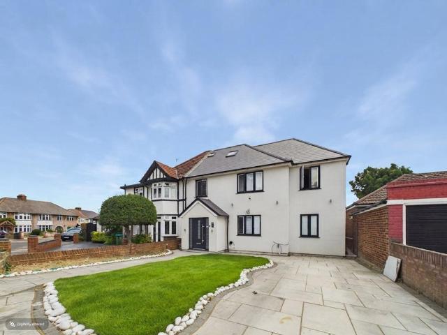 House for sale in Upper Belvedere, Greater London