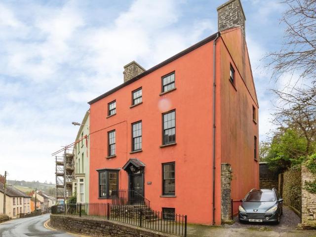 House for sale in Laugharne, Wales