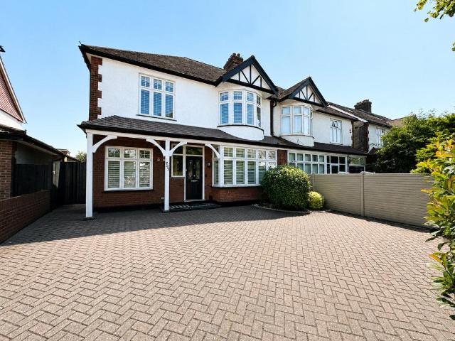 House for sale in Middle Park, Greater London