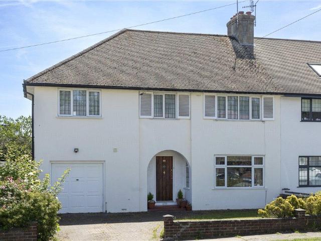 House for sale in Kingston Vale, Greater London