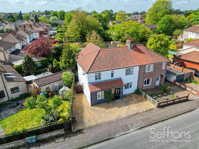 House for sale in Crostwick, Norfolk