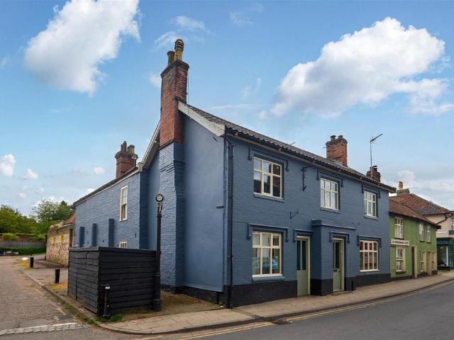 House for sale in Redenhall with Harleston, Burgh St Peter