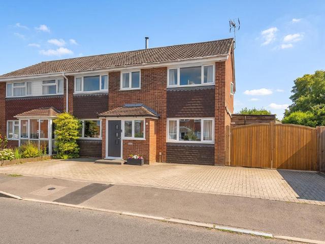 House for sale in Sandown Park, Kent