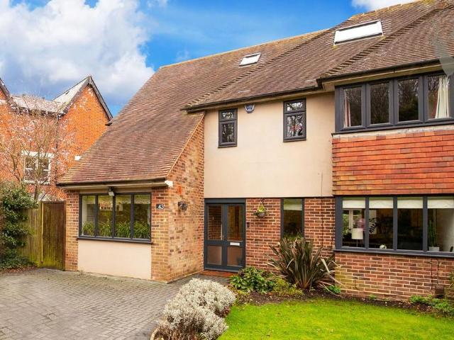 House for sale in Debden Green, Epping