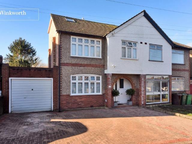 House for sale in Worcester Park, Greater London