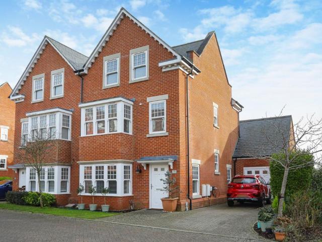 House for sale in Golden Valley, Folkestone