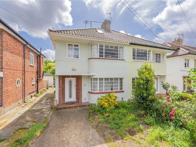 House for sale in St Margarets, Greater London