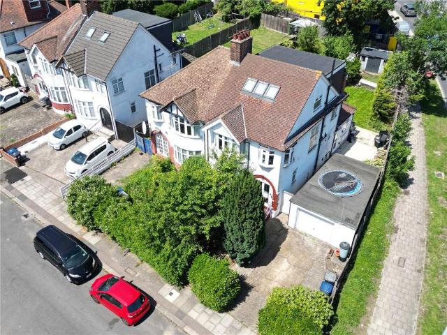 House for sale in Hendon, Greater London