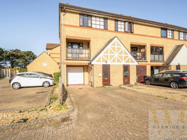 House for sale in Fishersgate, West Sussex
