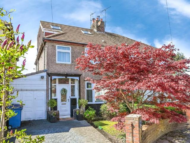 House for sale in Allerton, Calderstones