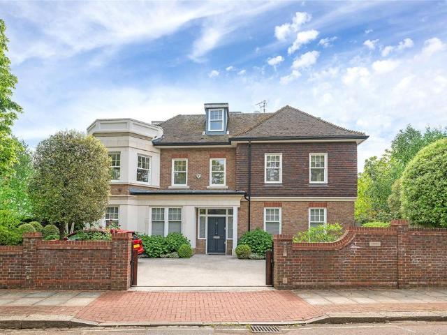 House for sale in Roehampton, Greater London