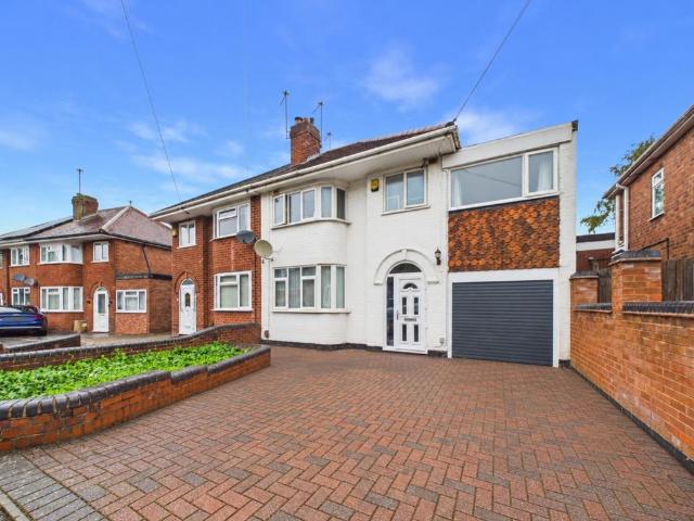 House for sale in Penn, Wolverhampton