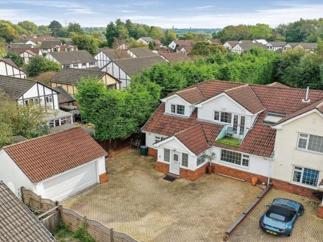 House for sale in Old St. Mellons, Falcon Lodge