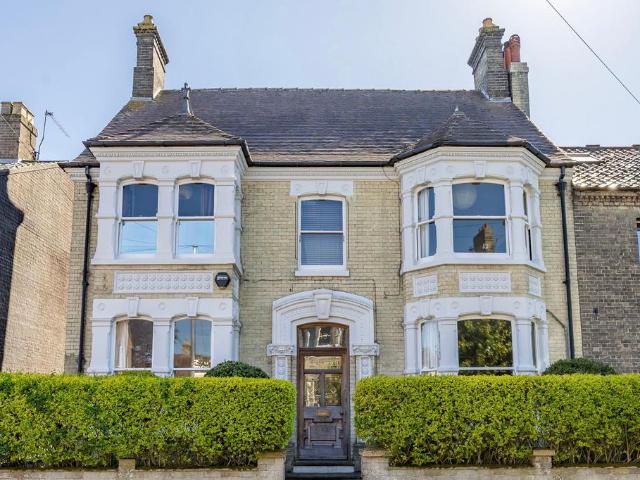 House for sale in Heigham Grove, East Bank