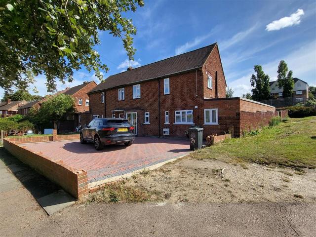 House for sale in Temple Hill, Dartford