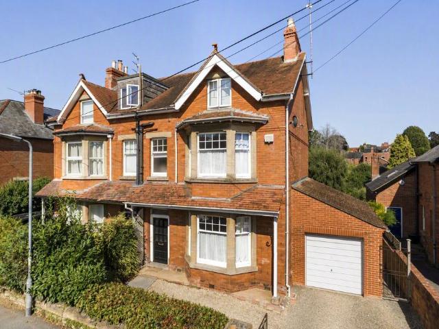House for sale in Yeovil, Somerset