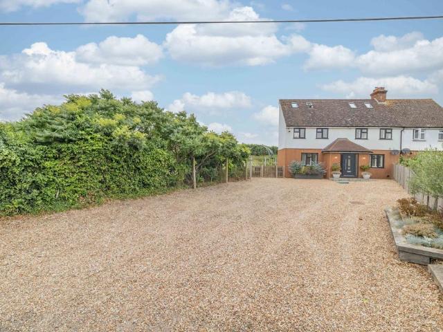 House for sale in Wickhambreaux, The Bridge