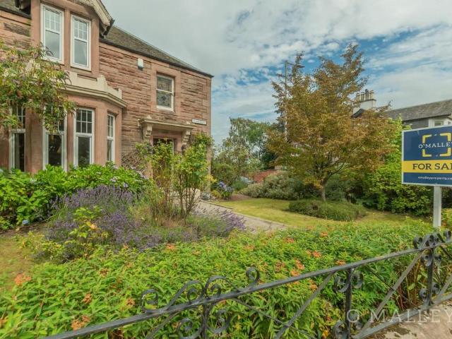 House for sale in Alloa, Scotland