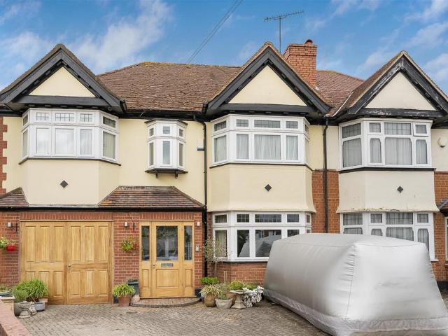 House for sale in Preston, North Wembley