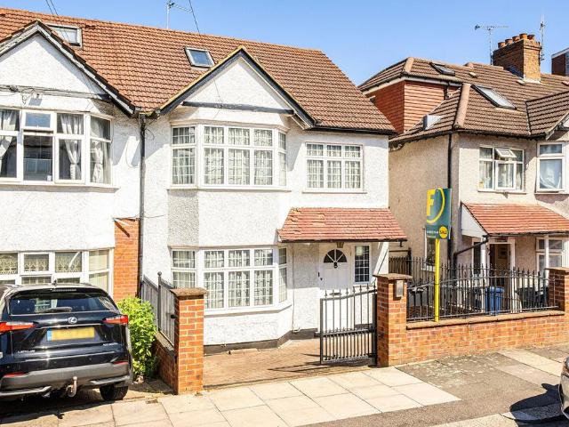 House for sale in Hendon, Greater London