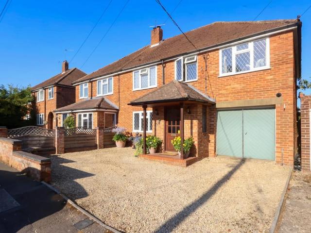 House for sale in Great Kingshill, Buckinghamshire