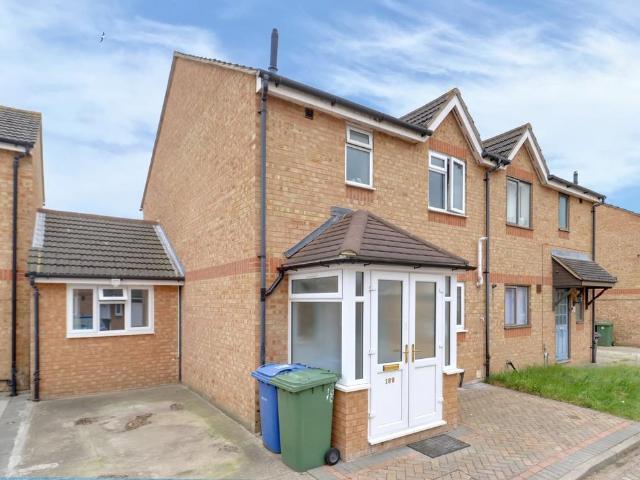 House for sale in South Ockendon, Essex